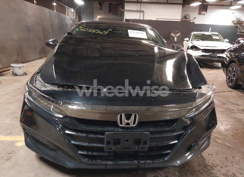 Photo 6 of 2019 Honda Accord SPORT (VIN 1HGCV1F35KA005750)