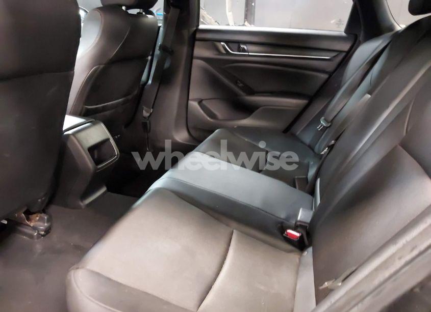 Photo 8 of 2019 Honda Accord SPORT (VIN 1HGCV1F35KA005750)