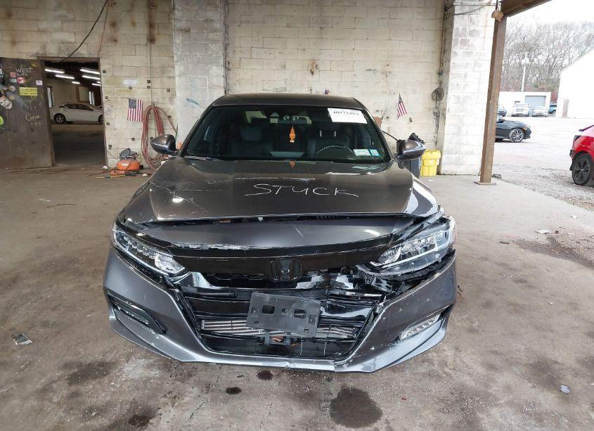 Photo 12 of 2019 Honda Accord SPORT (VIN 1HGCV1F35KA013590)