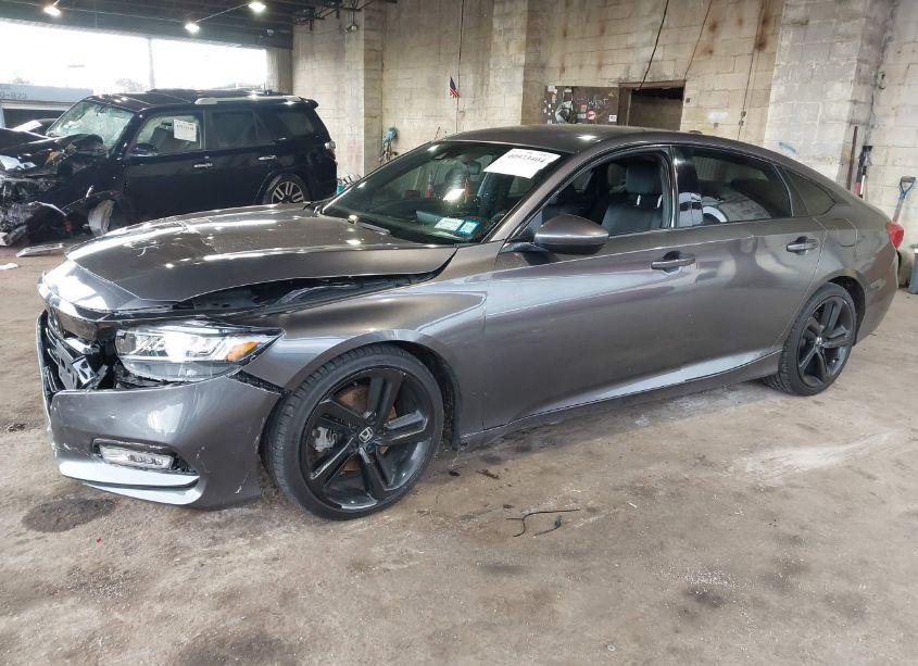 Photo 2 of 2019 Honda Accord SPORT (VIN 1HGCV1F35KA013590)