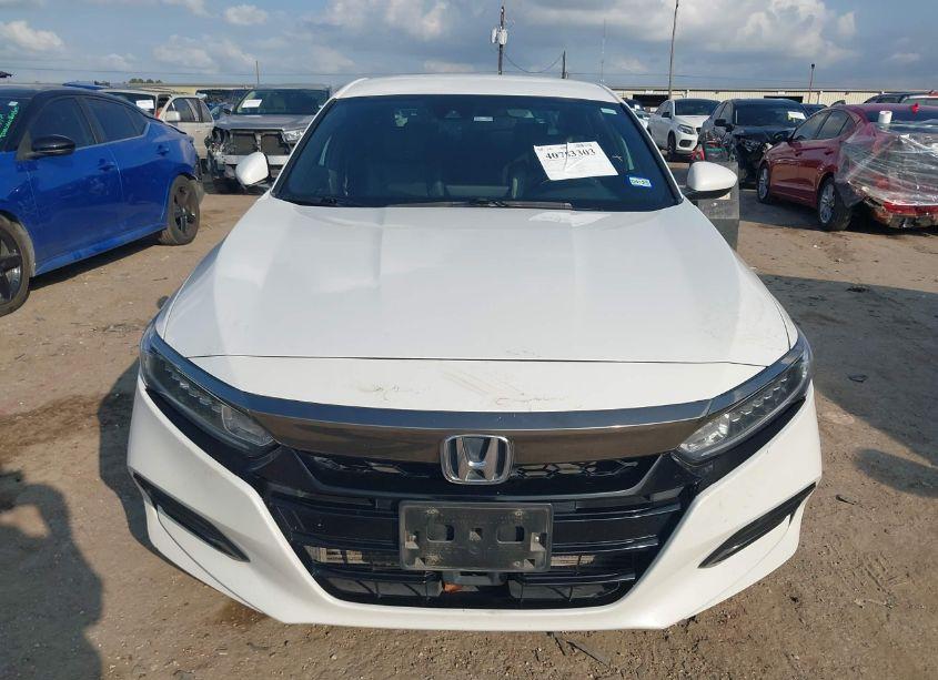 Photo 13 of 2019 Honda Accord SPORT (VIN 1HGCV1F35KA014397)