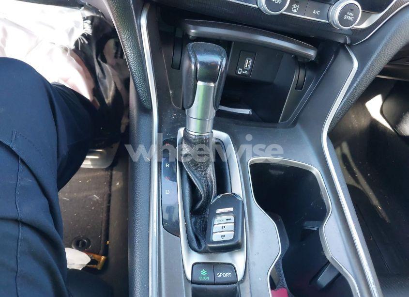 Photo 11 of 2019 Honda Accord SPORT (VIN 1HGCV1F35KA018546)