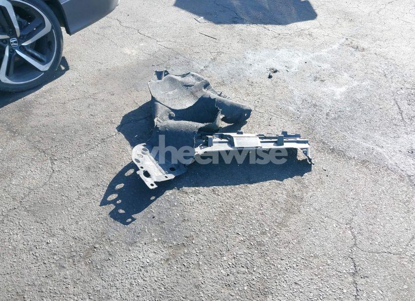 Photo 12 of 2019 Honda Accord SPORT (VIN 1HGCV1F35KA018546)