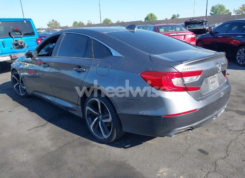 Photo 3 of 2019 Honda Accord SPORT (VIN 1HGCV1F35KA018546)