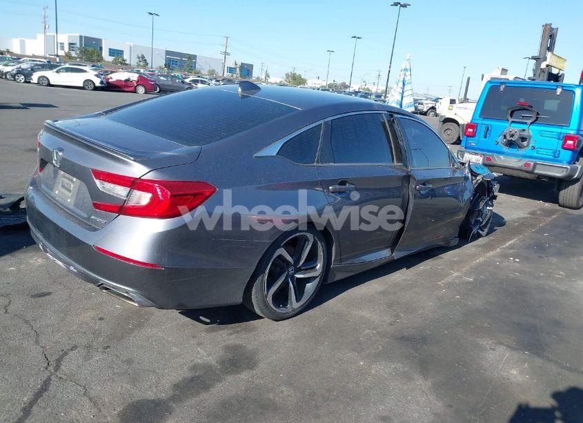 Photo 4 of 2019 Honda Accord SPORT (VIN 1HGCV1F35KA018546)