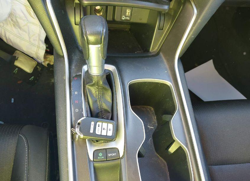 Photo 11 of 2019 Honda Accord SPORT (VIN 1HGCV1F35KA028090)