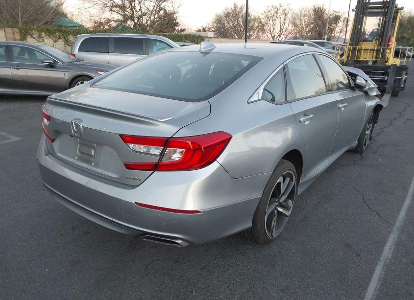 Photo 4 of 2019 Honda Accord SPORT (VIN 1HGCV1F35KA028090)