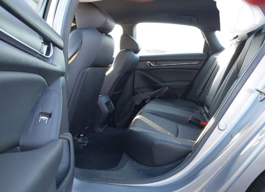 Photo 8 of 2019 Honda Accord SPORT (VIN 1HGCV1F35KA028090)