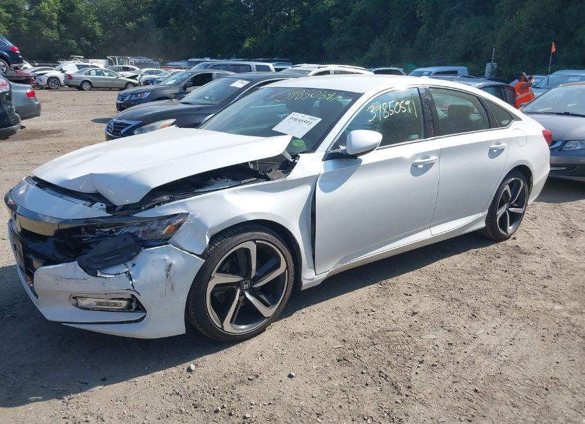 Photo 14 of 2019 Honda Accord SPORT (VIN 1HGCV1F35KA047996)