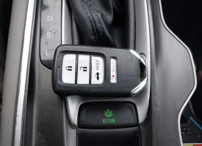 Photo 11 of 2019 Honda Accord SPORT (VIN 1HGCV1F35KA076057)