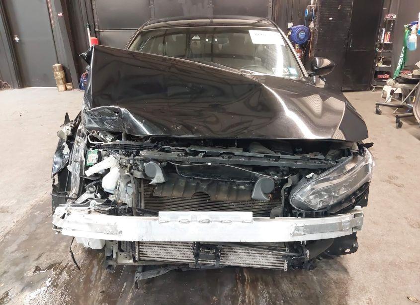 Photo 13 of 2019 Honda Accord SPORT (VIN 1HGCV1F35KA090833)