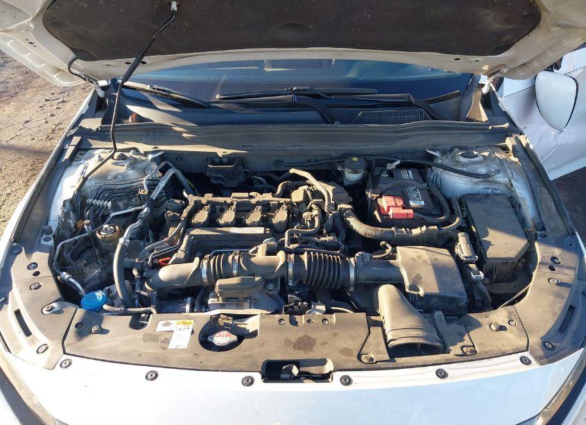 Photo 10 of 2019 Honda Accord SPORT (VIN 1HGCV1F35KA095112)