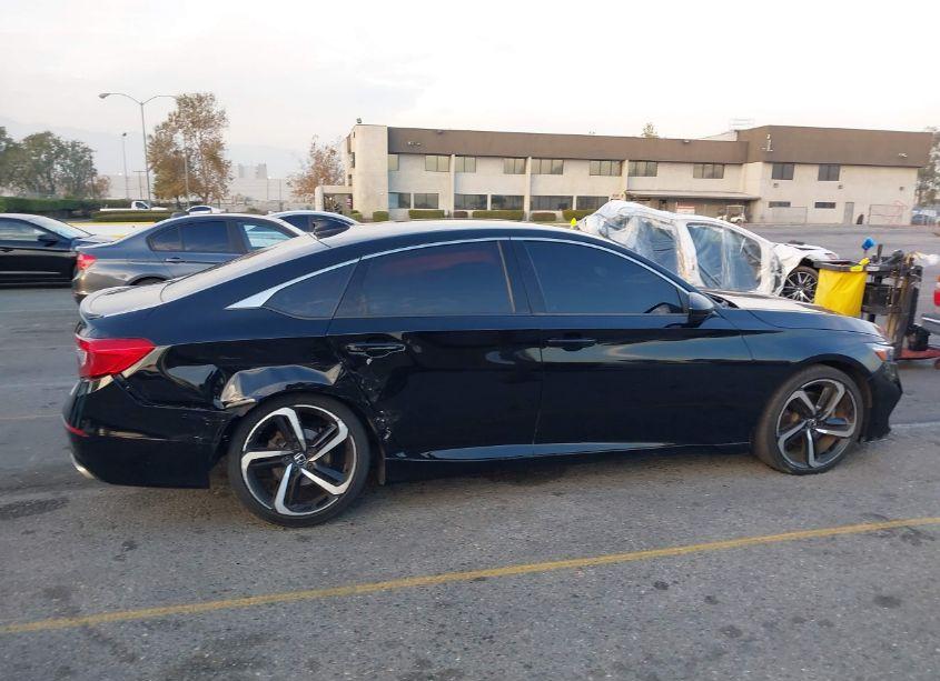 Photo 13 of 2019 Honda Accord SPORT (VIN 1HGCV1F35KA148200)