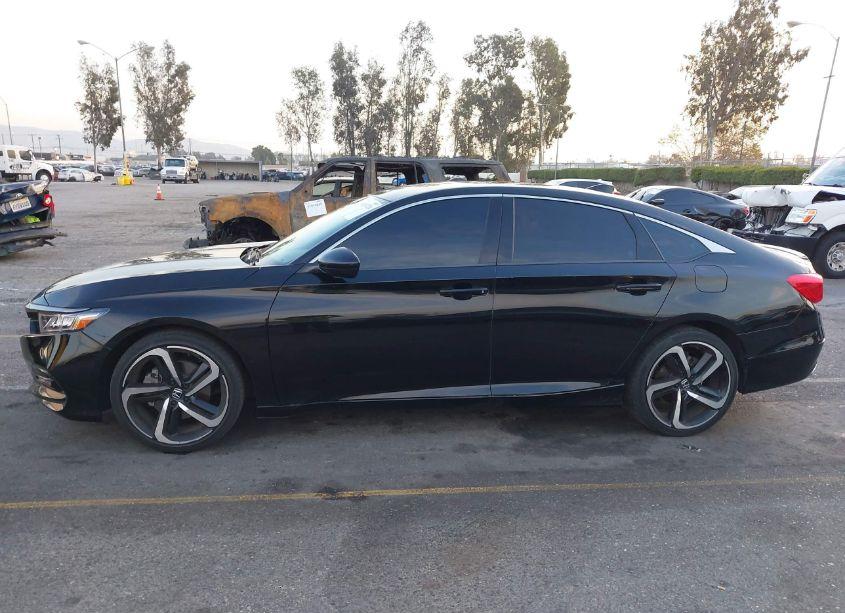 Photo 14 of 2019 Honda Accord SPORT (VIN 1HGCV1F35KA148200)