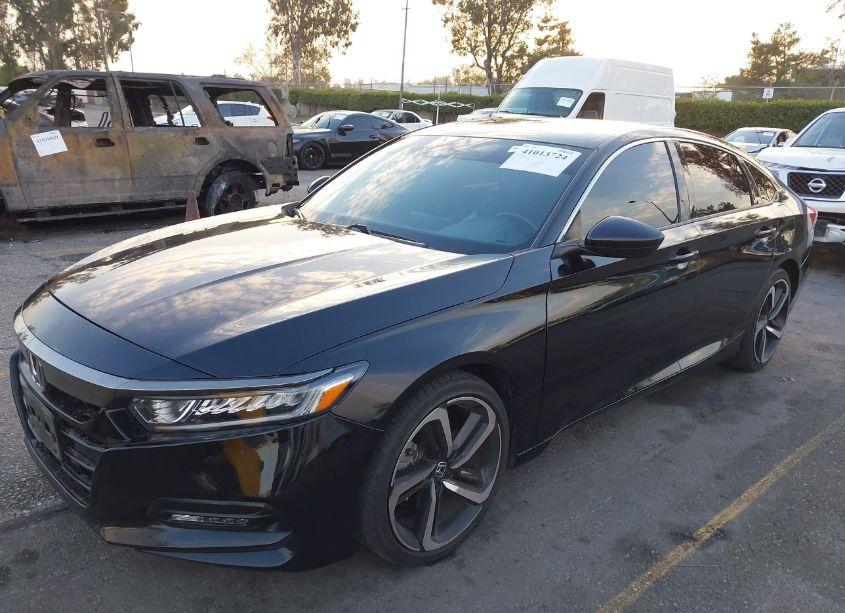 Photo 2 of 2019 Honda Accord SPORT (VIN 1HGCV1F35KA148200)