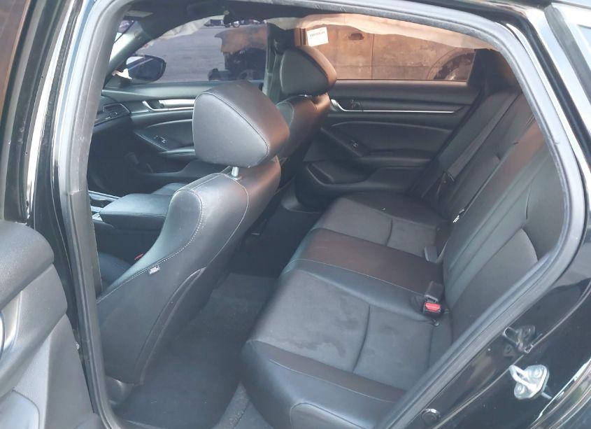 Photo 8 of 2019 Honda Accord SPORT (VIN 1HGCV1F35KA148200)