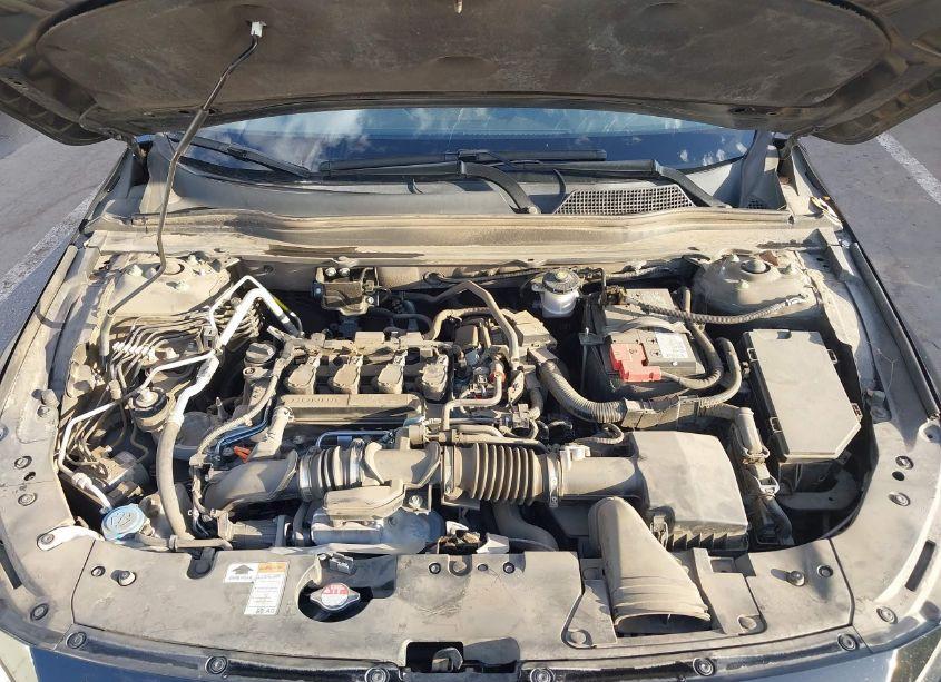 Photo 10 of 2020 Honda Accord SPORT (VIN 1HGCV1F35LA002977)