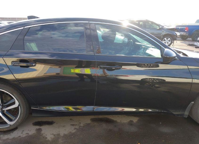 Photo 13 of 2020 Honda Accord SPORT (VIN 1HGCV1F35LA002977)