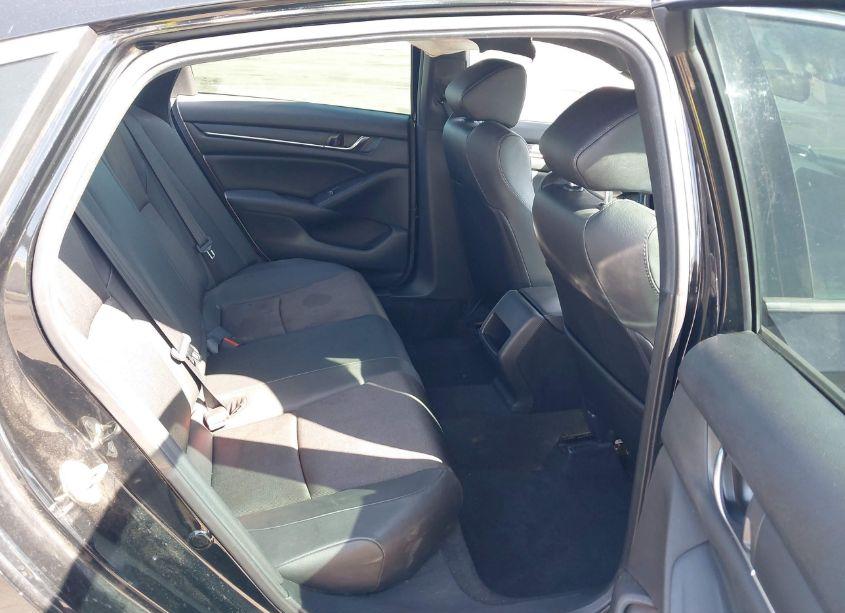 Photo 8 of 2020 Honda Accord SPORT (VIN 1HGCV1F35LA002977)