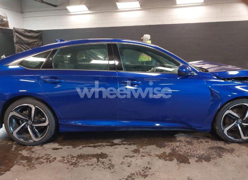 Photo 13 of 2020 Honda Accord SPORT (VIN 1HGCV1F35LA069708)