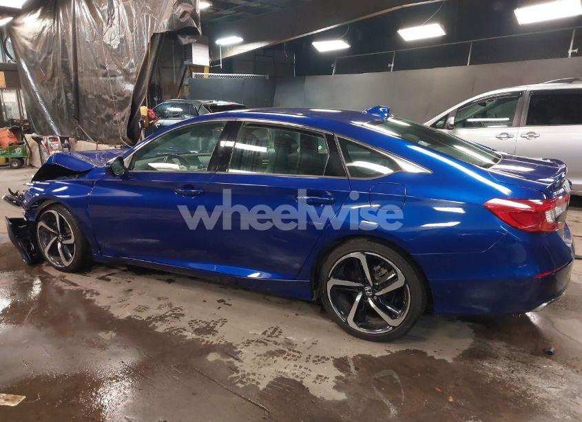 Photo 3 of 2020 Honda Accord SPORT (VIN 1HGCV1F35LA069708)
