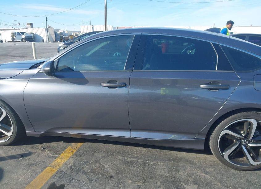 Photo 14 of 2020 Honda Accord SPORT (VIN 1HGCV1F35LA097072)