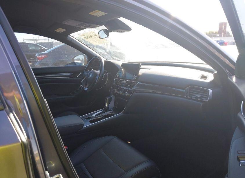 Photo 5 of 2020 Honda Accord SPORT (VIN 1HGCV1F35LA097072)