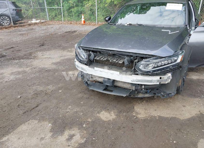 Photo 6 of 2020 Honda Accord SPORT (VIN 1HGCV1F35LA121094)