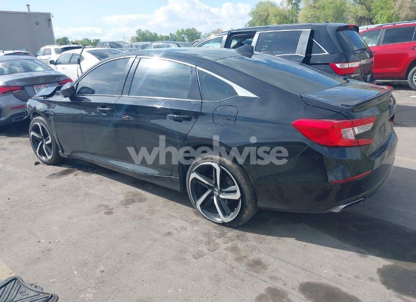 Photo 3 of 2020 Honda Accord SPORT (VIN 1HGCV1F35LA123105)