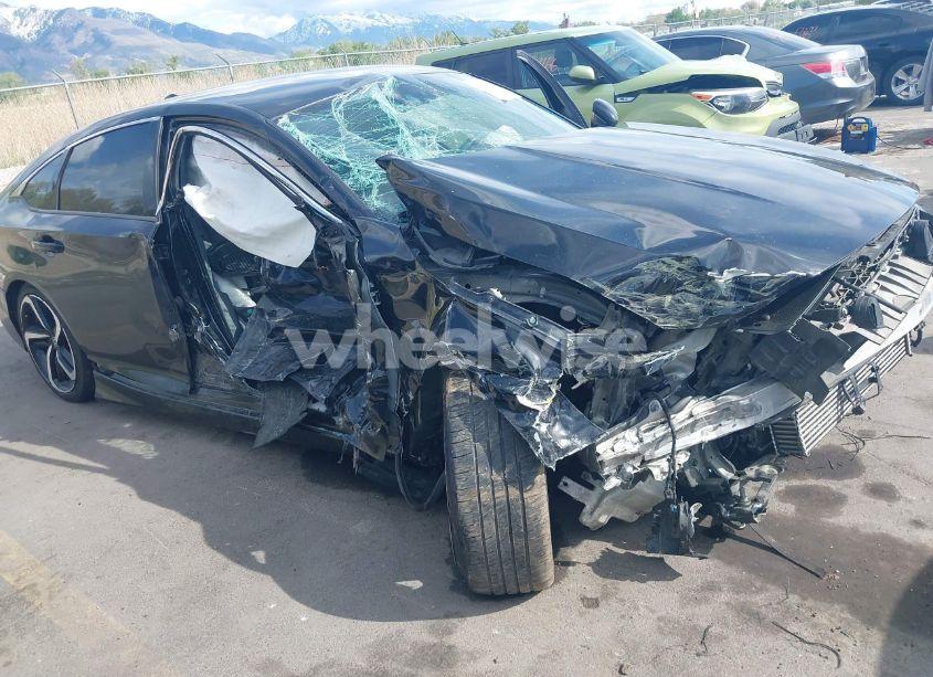 Photo 6 of 2020 Honda Accord SPORT (VIN 1HGCV1F35LA123105)