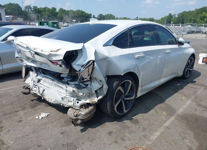 Photo 4 of 2020 Honda Accord SPORT (VIN 1HGCV1F35LA141751)