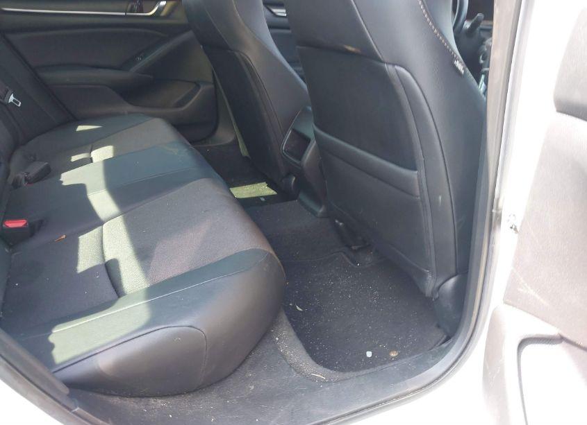 Photo 8 of 2020 Honda Accord SPORT (VIN 1HGCV1F35LA141751)