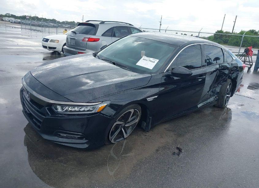 Photo 2 of 2020 Honda Accord SPORT (VIN 1HGCV1F35LA146951)
