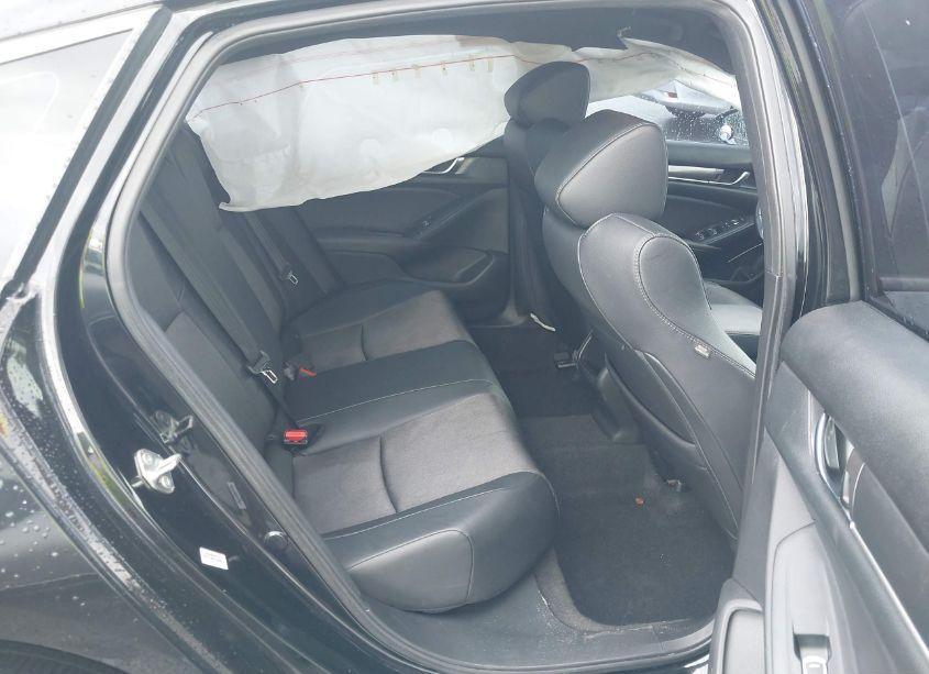 Photo 8 of 2020 Honda Accord SPORT (VIN 1HGCV1F35LA146951)