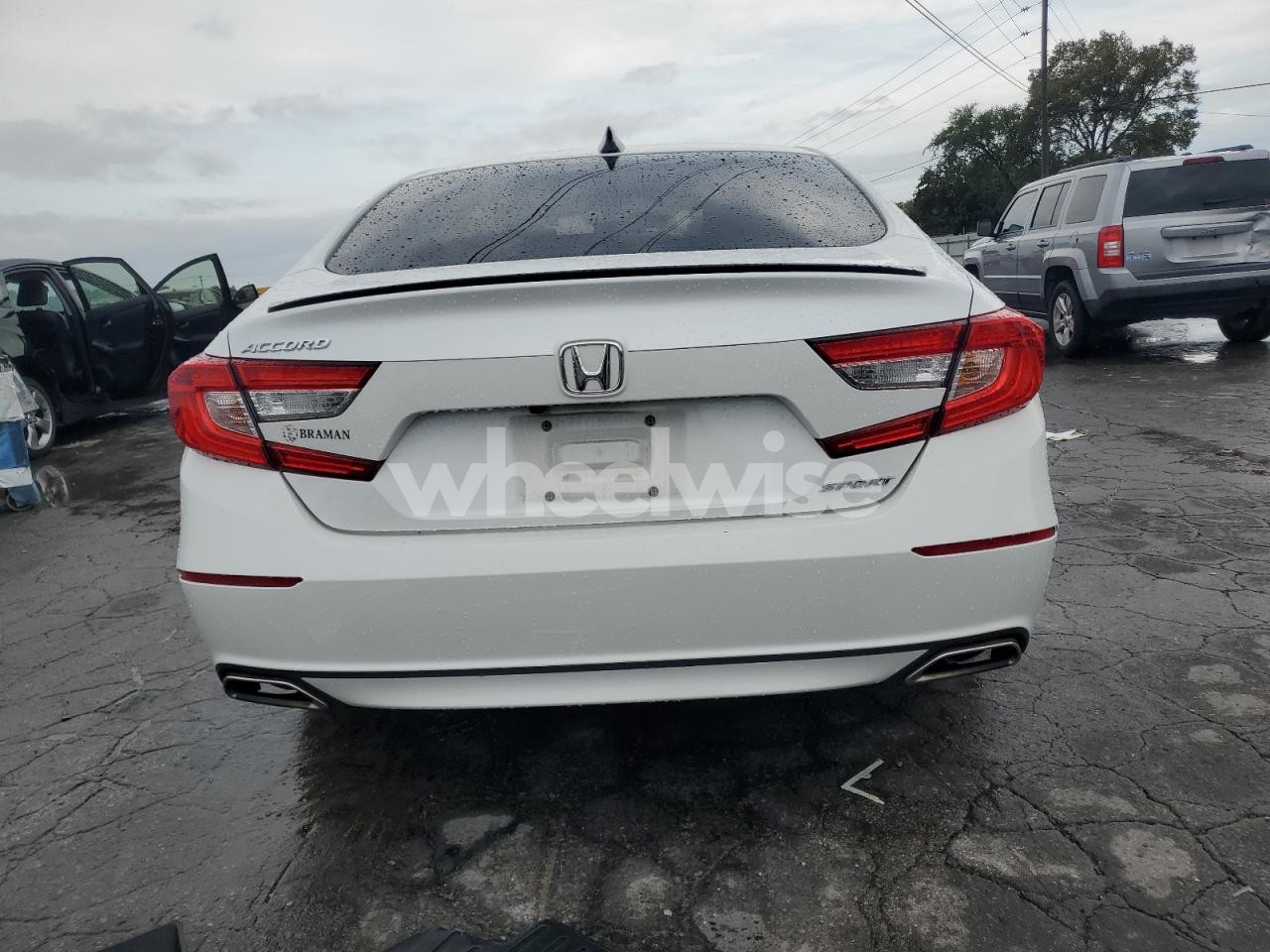 Photo 6 of 2021 HONDA ACCORD SPORT (VIN 1HGCV1F35MA052926)