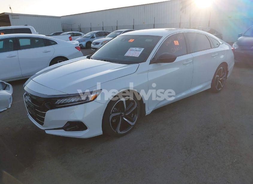 Photo 2 of 2022 Honda Accord SPORT (VIN 1HGCV1F35NA033066)