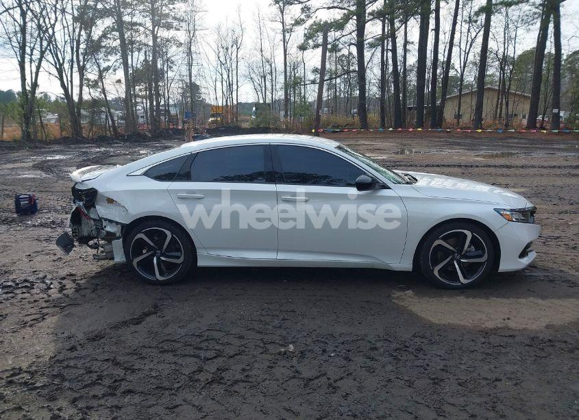 Photo 13 of 2022 Honda Accord SPORT (VIN 1HGCV1F35NA037943)