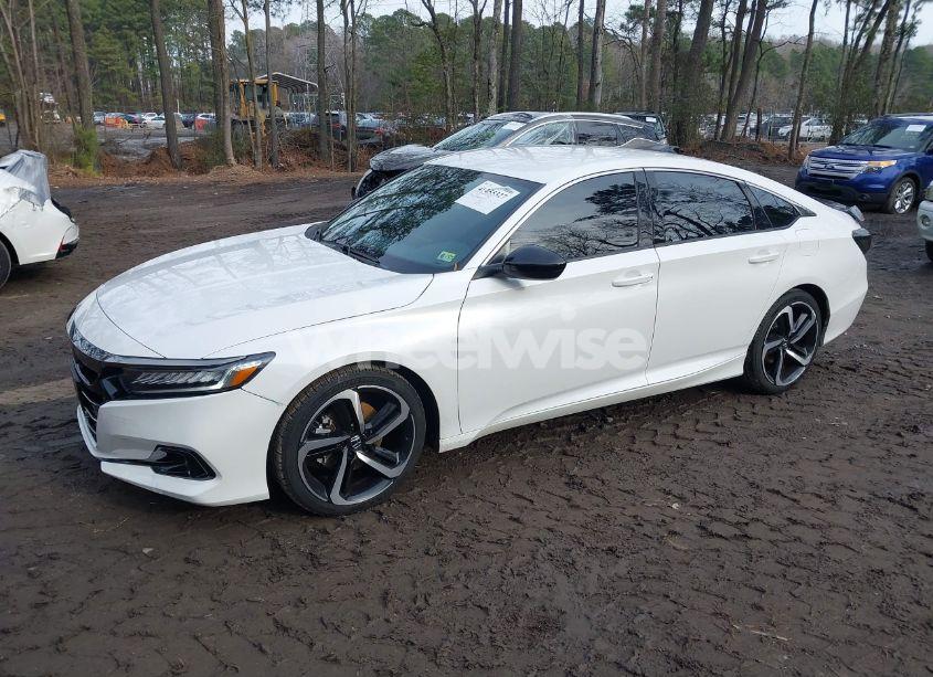 Photo 2 of 2022 Honda Accord SPORT (VIN 1HGCV1F35NA037943)