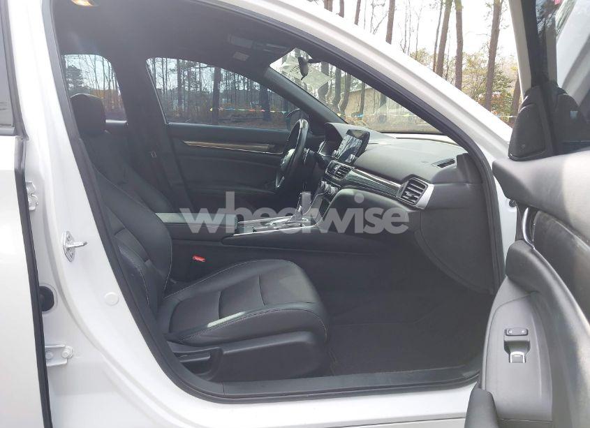 Photo 5 of 2022 Honda Accord SPORT (VIN 1HGCV1F35NA037943)