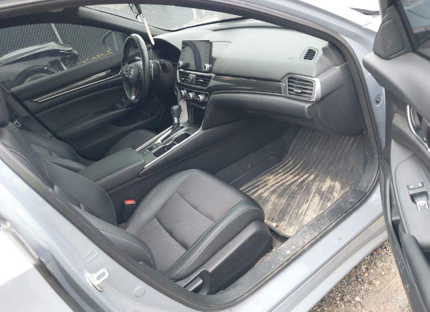 Photo 5 of 2022 Honda Accord SPORT (VIN 1HGCV1F35NA078511)