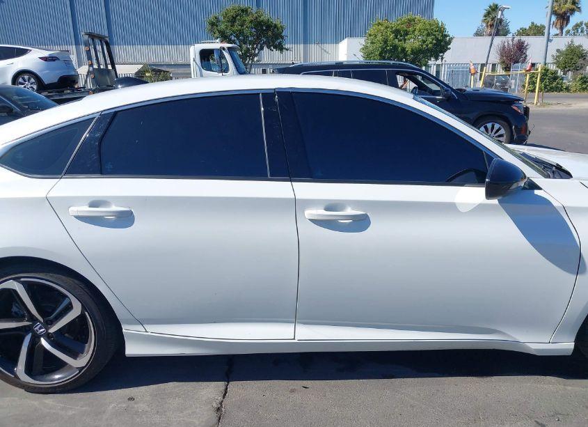 Photo 13 of 2022 Honda Accord SPORT (VIN 1HGCV1F35NA106548)