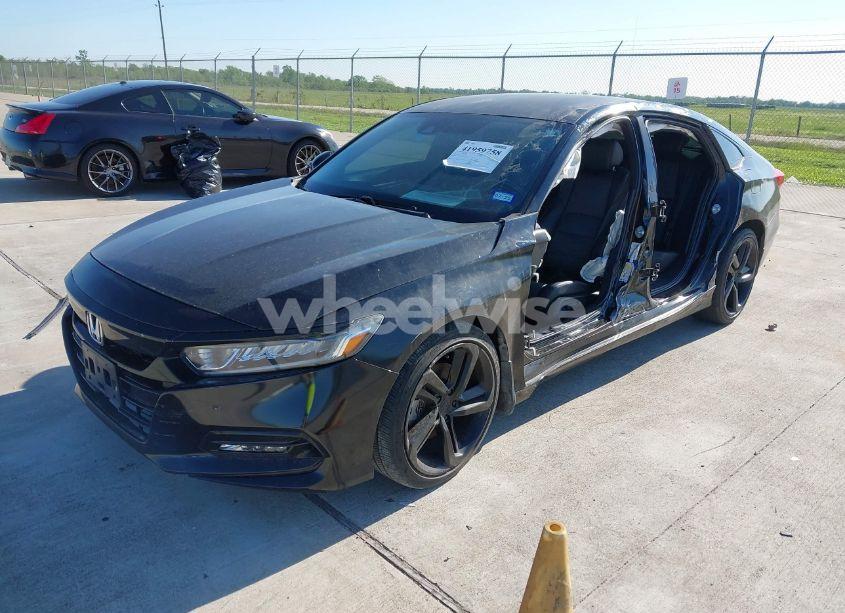 Photo 2 of 2018 Honda Accord SPORT (VIN 1HGCV1F36JA020546)