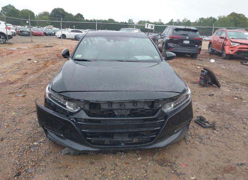 Photo 12 of 2018 Honda Accord SPORT (VIN 1HGCV1F36JA059394)