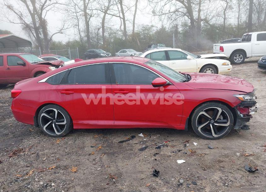 Photo 13 of 2018 Honda Accord SPORT (VIN 1HGCV1F36JA082142)