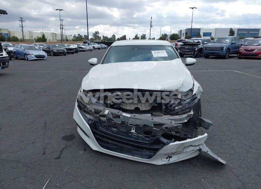 Photo 12 of 2018 Honda Accord SPORT (VIN 1HGCV1F36JA128522)