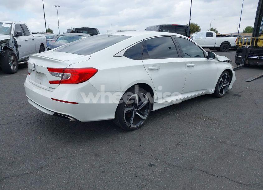 Photo 4 of 2018 Honda Accord SPORT (VIN 1HGCV1F36JA128522)