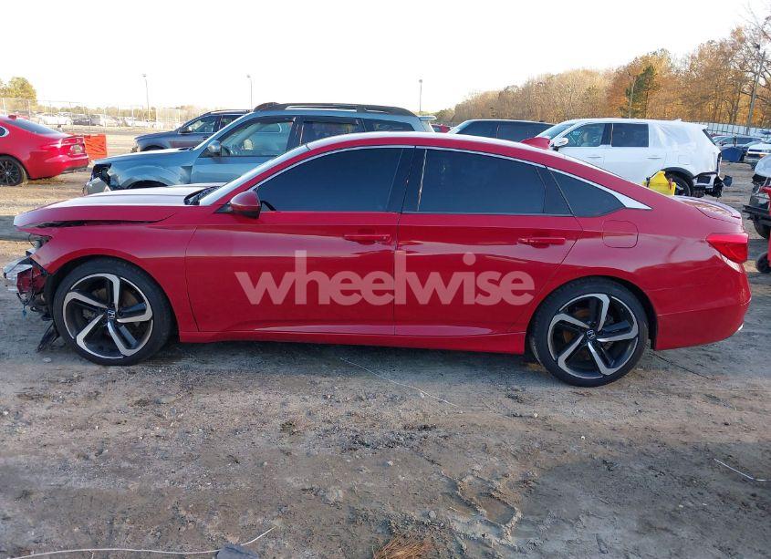 Photo 15 of 2018 Honda Accord SPORT (VIN 1HGCV1F36JA131355)