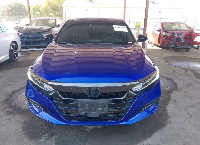 Photo 12 of 2018 Honda Accord SPORT (VIN 1HGCV1F36JA132179)