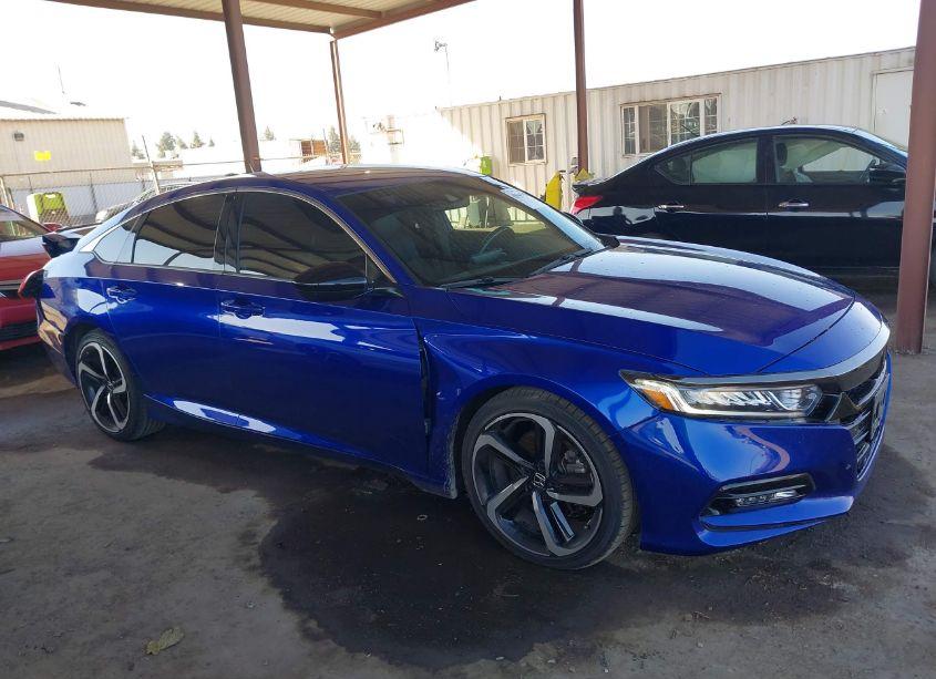 Photo 13 of 2018 Honda Accord SPORT (VIN 1HGCV1F36JA132179)