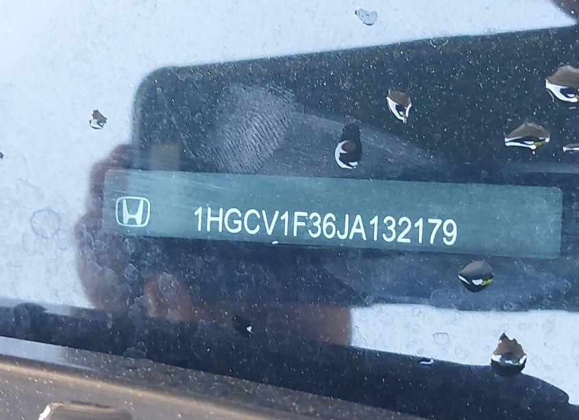 Photo 9 of 2018 Honda Accord SPORT (VIN 1HGCV1F36JA132179)